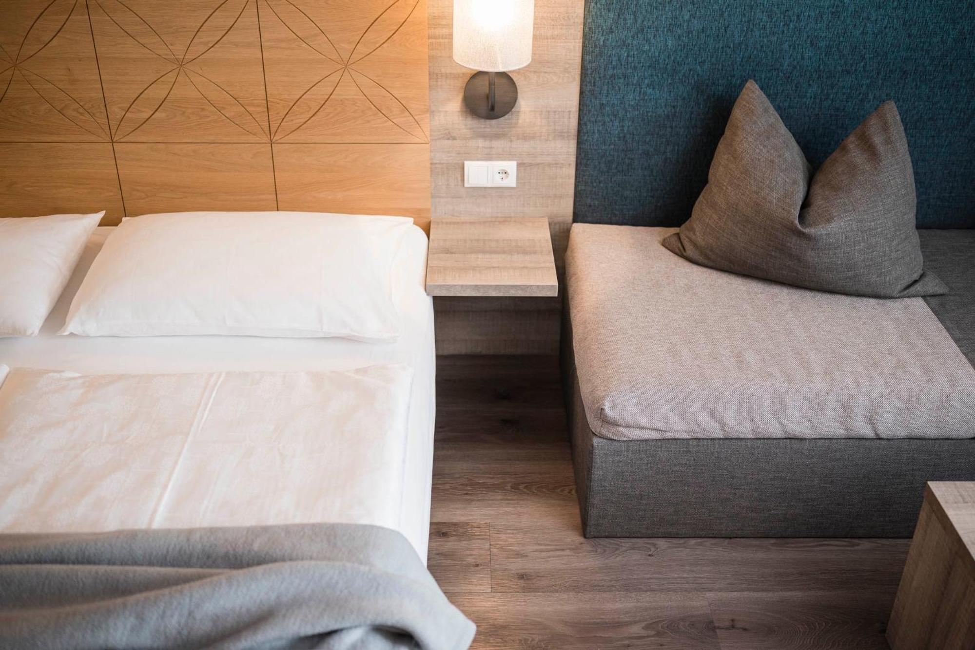 Roesslwirt Hotel Barbiano  Kültér fotó