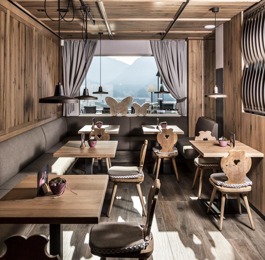 Roesslwirt Hotel Barbiano  Kültér fotó