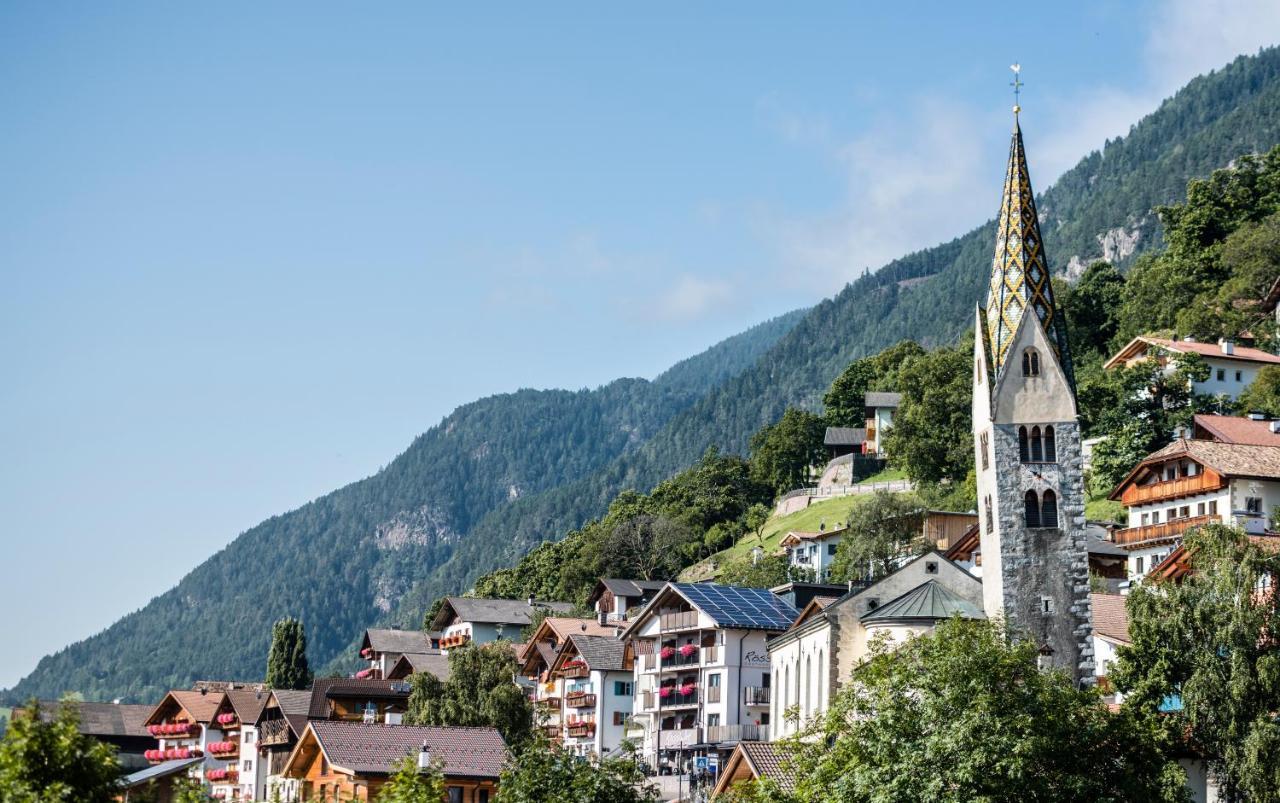 Roesslwirt Hotel Barbiano  Kültér fotó
