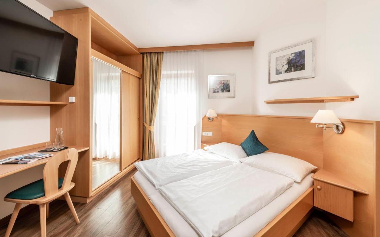 Roesslwirt Hotel Barbiano  Kültér fotó